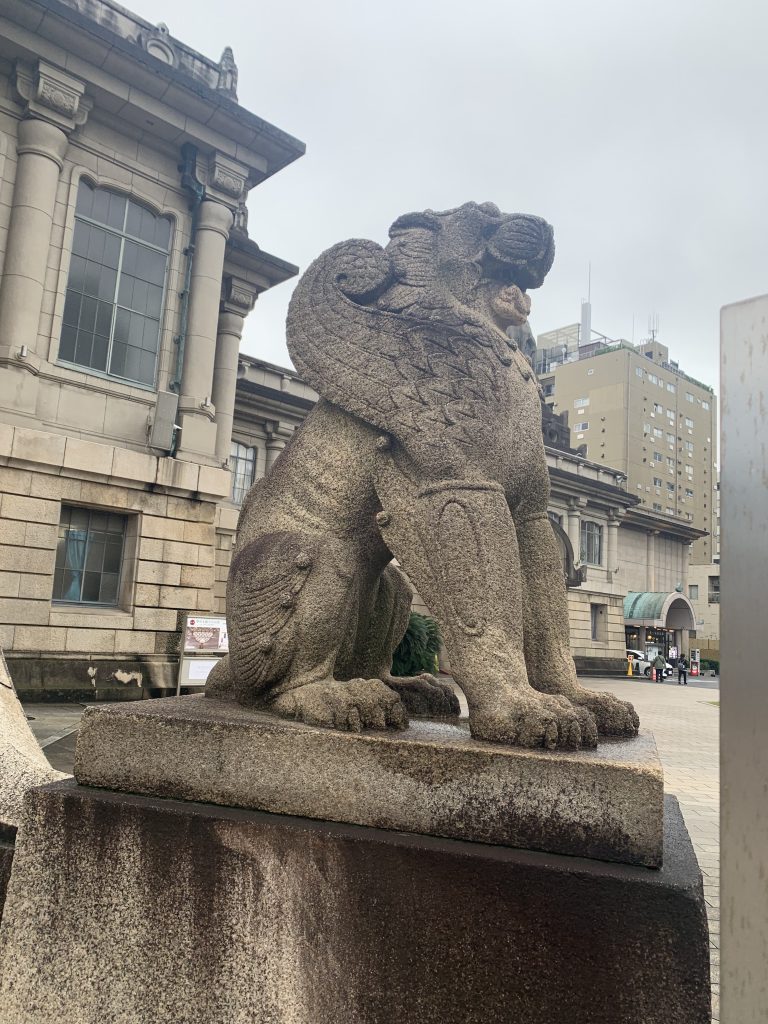 築地本願寺入り口
