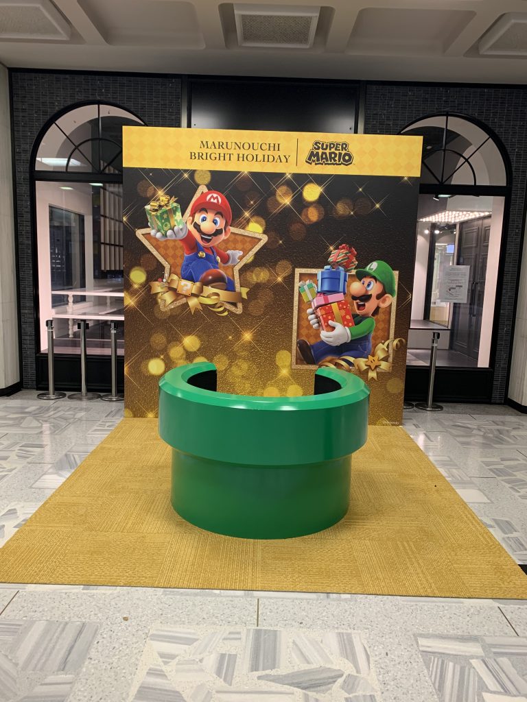 二重橋スクエア　マリオ